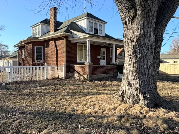 112 S Indiana St, Hobart, IN 46342