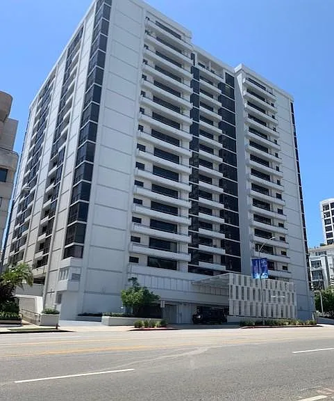 10660 Wilshire Blvd #L3 — Photo 1
