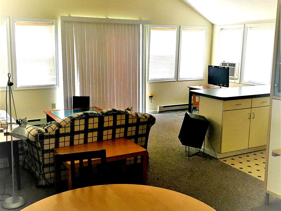 2nd image of 4013 Elm Ave