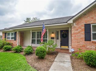 10614 Candlewood Dr, Houston, TX 77042