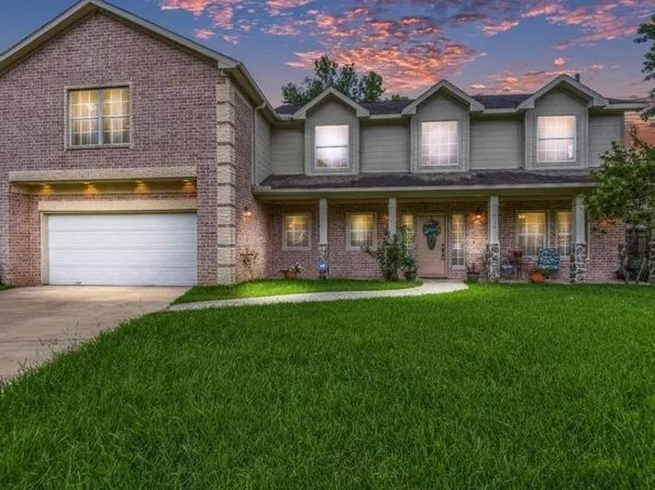 18339 Steele Point Dr, Crosby, TX 77532