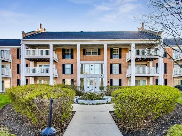 5601 Carriageway Dr APT 114B, Rolling Meadows, IL 60008