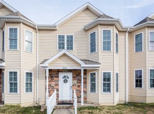 202 Willow Oaks Dr, Elkton, VA 22827