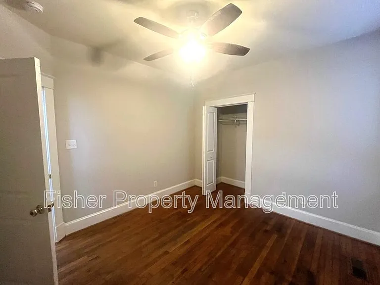 1514 Bainbridge St #A — Photo 9