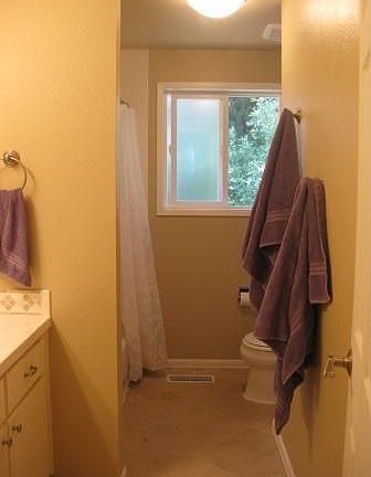 Main Upstairs Bath
