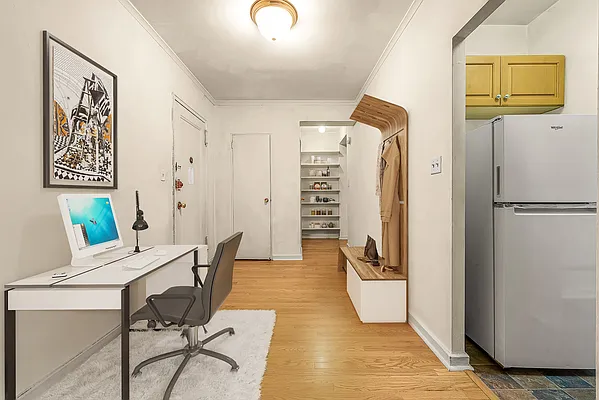 特撮 Cozy Interiors 67-66 108th Street #B68 in Forest Hills, Queens | StreetEasy