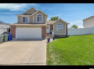 5907 W Fox River Ln, Salt Lake City, UT 84118