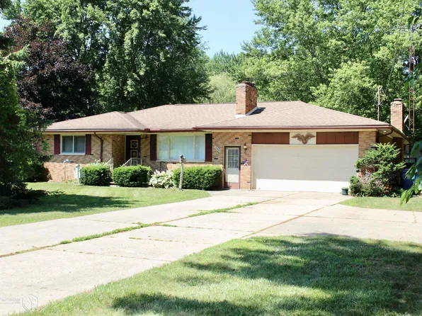 10483 Elms Rd, Montrose, MI 48457