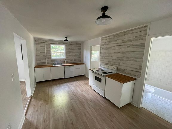 Another view of the kitchen