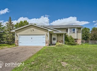 1861 Pioneer Ln, Centerville, MN 55038