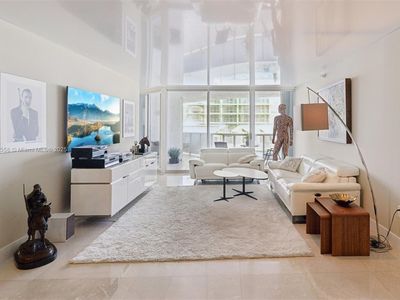 16711 Collins Ave APT 704, Sunny Isles Beach, FL, 33160