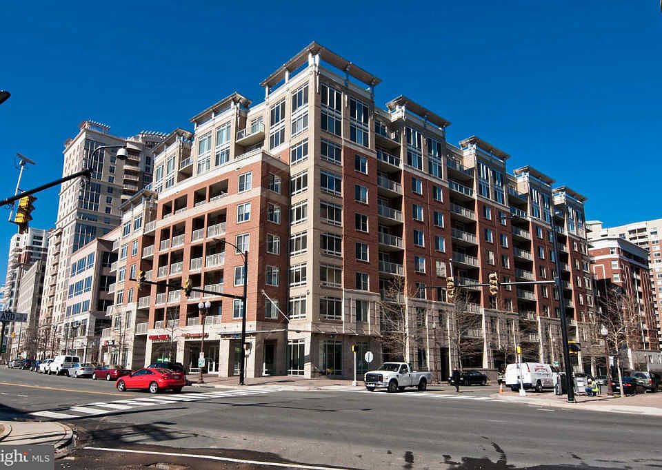 1st image of 820 N Pollard St APT 610