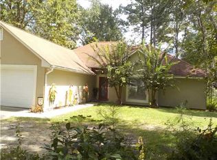 3300 N 3rd St, Ocean Springs, MS 39564