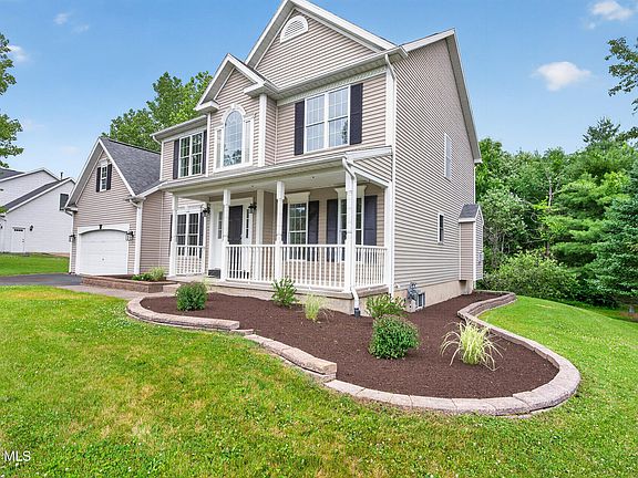 2nd image of 10 Reynolds Court