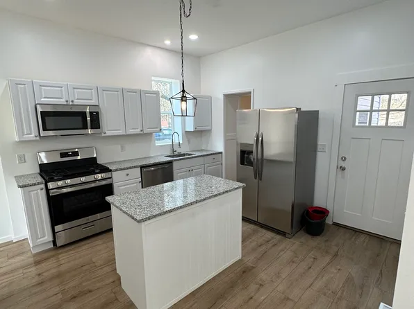 256 Linden Ave, Southgate, KY 41071