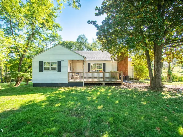 129 S High Knob Rd, La Follette, TN 37766