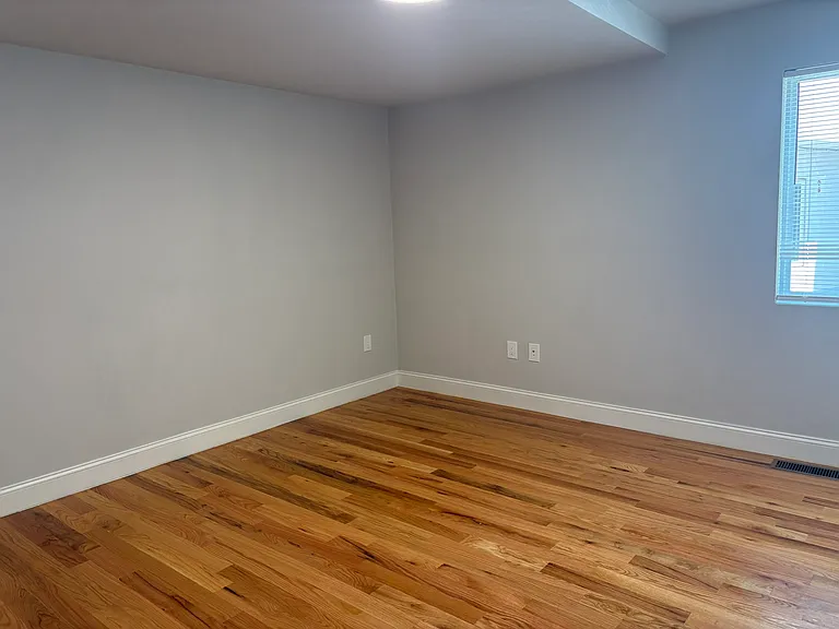 254 Salem St #1 — Photo 21