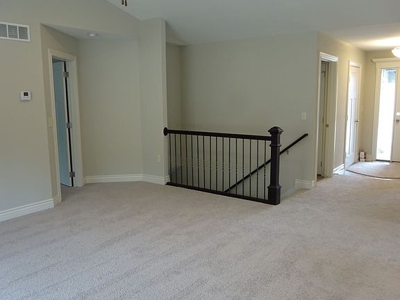 5th image of 4801 Plumthicket Dr