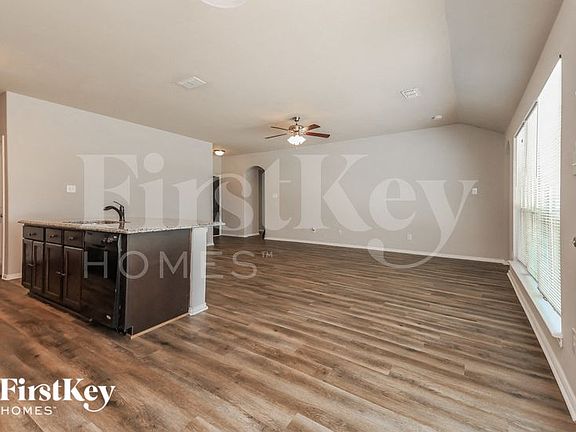 4th image of 6704 Ohana Pl