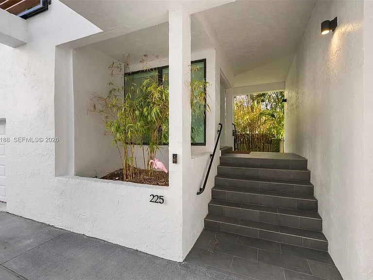 225 E Enid Dr #44 — Photo 3