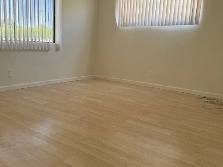 6333 Bright Ave #1E — Photo 3