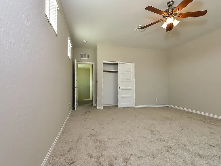 4336 Latitude Valley Ct — Photo 14