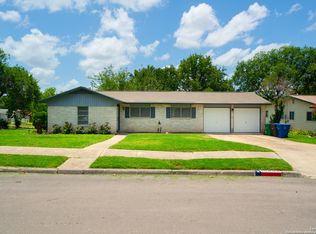 10803 Edgecrest Dr, San Antonio, TX 78217