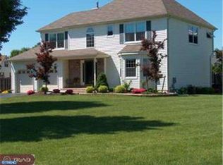 1 Kosco Ct, Hamilton, NJ 08610