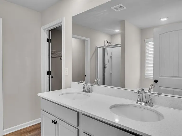 11608 Winston Dr — Photo 6