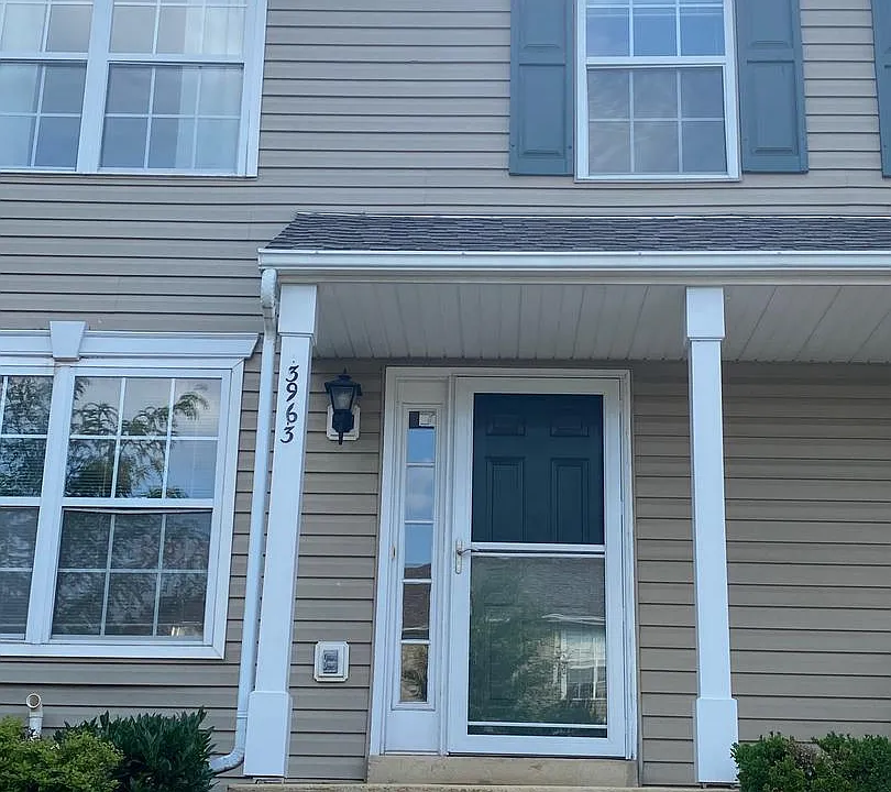 3963 Captain Molly Cir #AIN