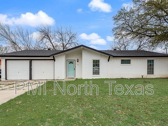 4th image of 305 Live Oak Dr