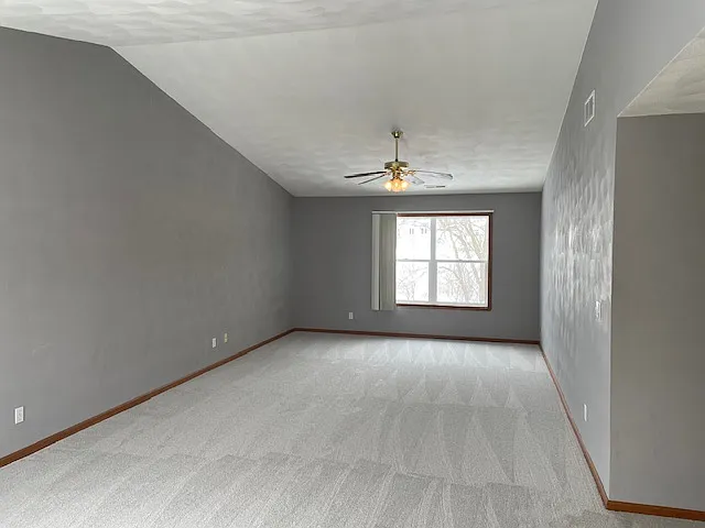 2 bed, 1346 sqft, $1,450 — Photo 3