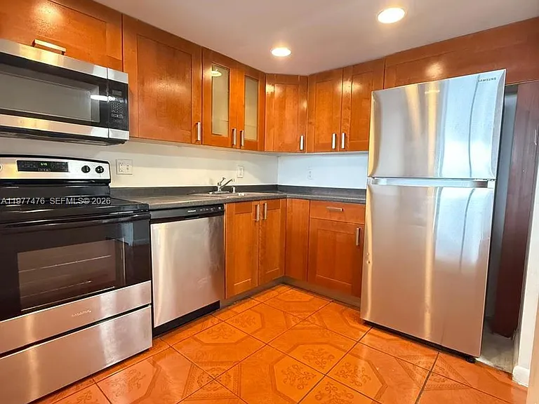 13499 Biscayne Blvd #1114 — Photo 8