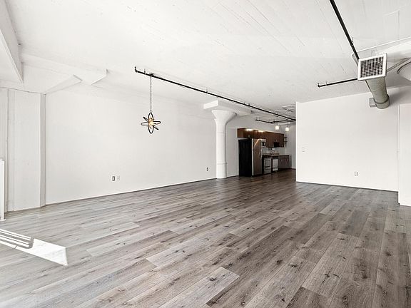 3rd image of 200 N San Fernando Rd APT 202