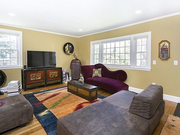 2nd image of 15 Grace Dr