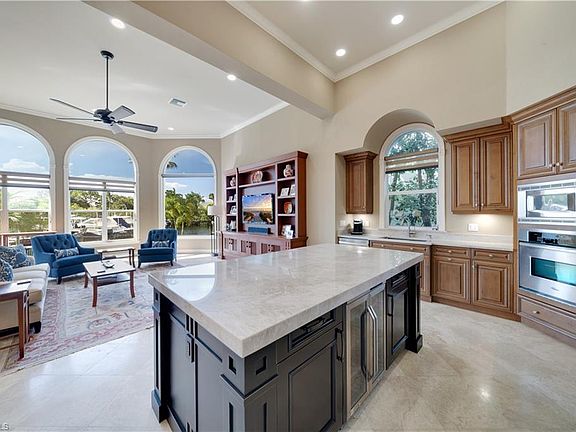 4th image of 27640 Marina Isle Ct