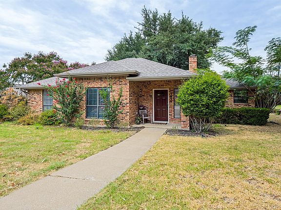 3rd image of 1006 Ridgeview