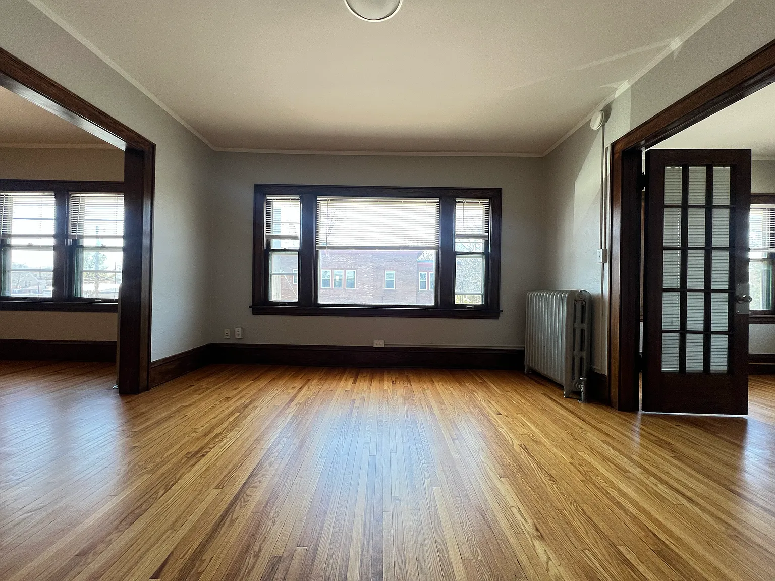 2 bed, 820 sqft, $1,745 — Photo 3
