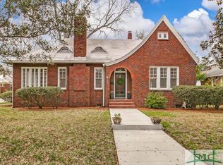 233 E 52nd St, Savannah, GA 31405