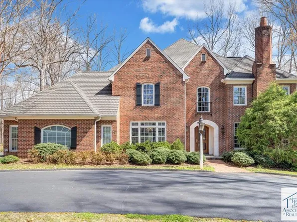 599 Plantation Rd, Martinsville, VA 24112