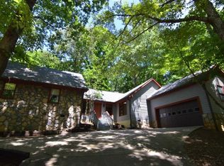 4038 Oak Harbour Cir, Gainesville, GA 30506