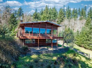 10541 Yaquina Bay Rd, Newport, OR 97365