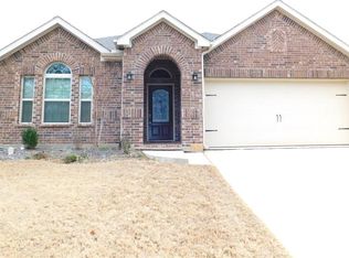 3921 Roxbury St, Denton, TX 76210