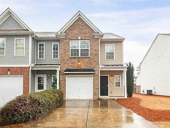 3 bed, 2.5 bath, 1736 sqft, $1,950 — Photo 1