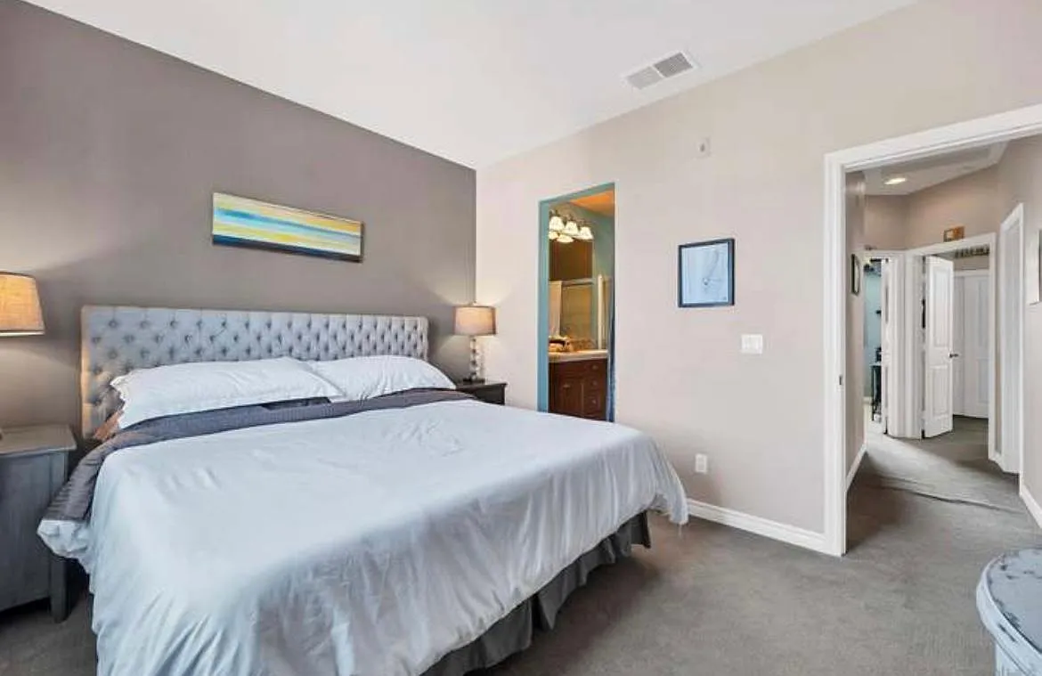 3 bed, 2.5 bath, 1428 sqft, $3,800 — Photo 4