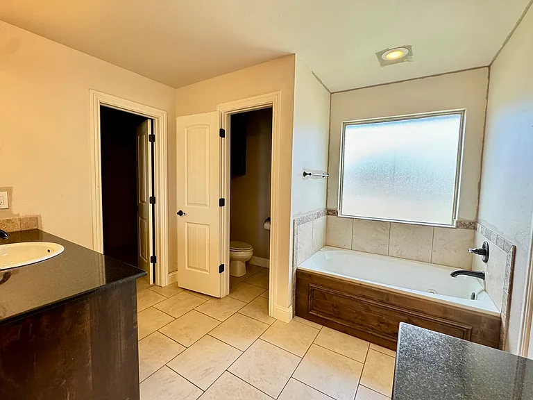 17225 Ridgewood Dr — Photo 26