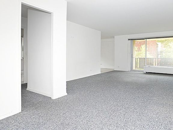 2nd image of 110-11 Queens Blvd #2H
