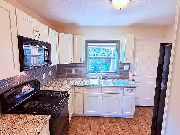 5122 Old Cheney Hwy — Photo 19