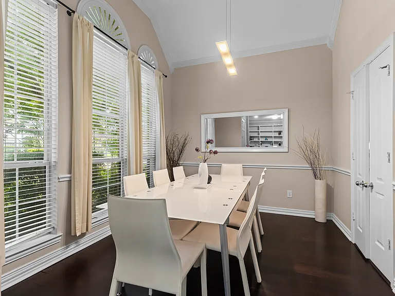 3513 Sandy Trail Ln — Photo 5