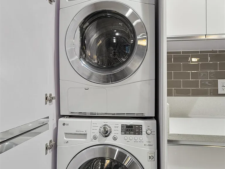 3110 Red River St #C-304 — Photo 13